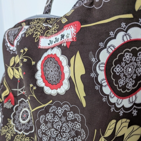 JuJuBe Be Prepared Diaper Bag – Lotus Pattern | Large Capacity - Picture 4 of 7